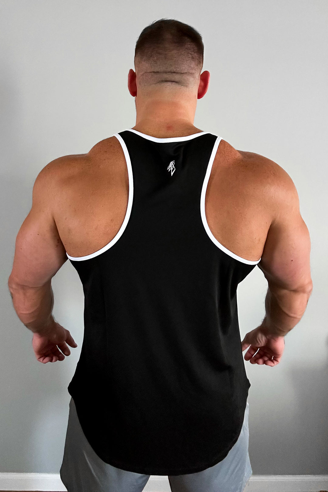 Fast-Dry Bodybuilding Workout Stringer - Black w White Trim